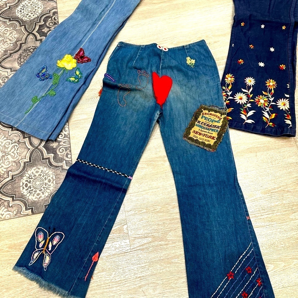 Bell Bottoms 70s Deadstock
Listing was made for the BUTTERFLY ones